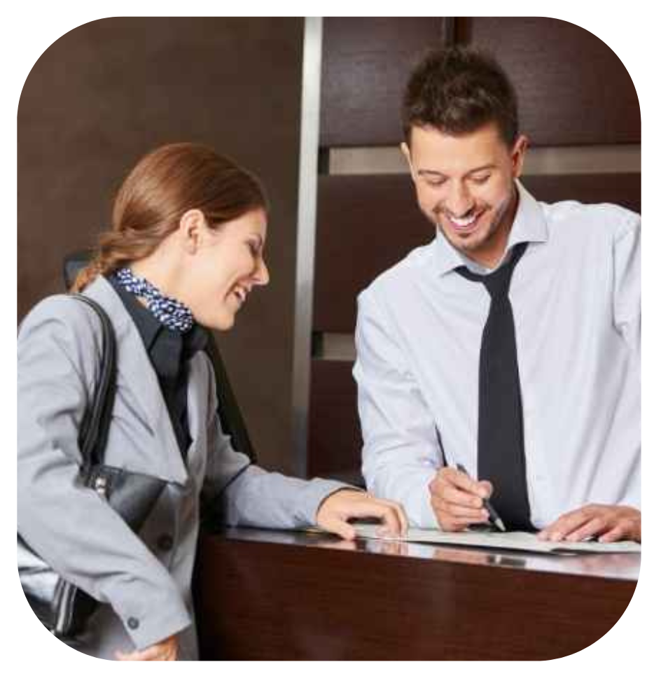 Atención al cliente en recepción